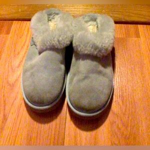 UGG Classic Women’s Slipper